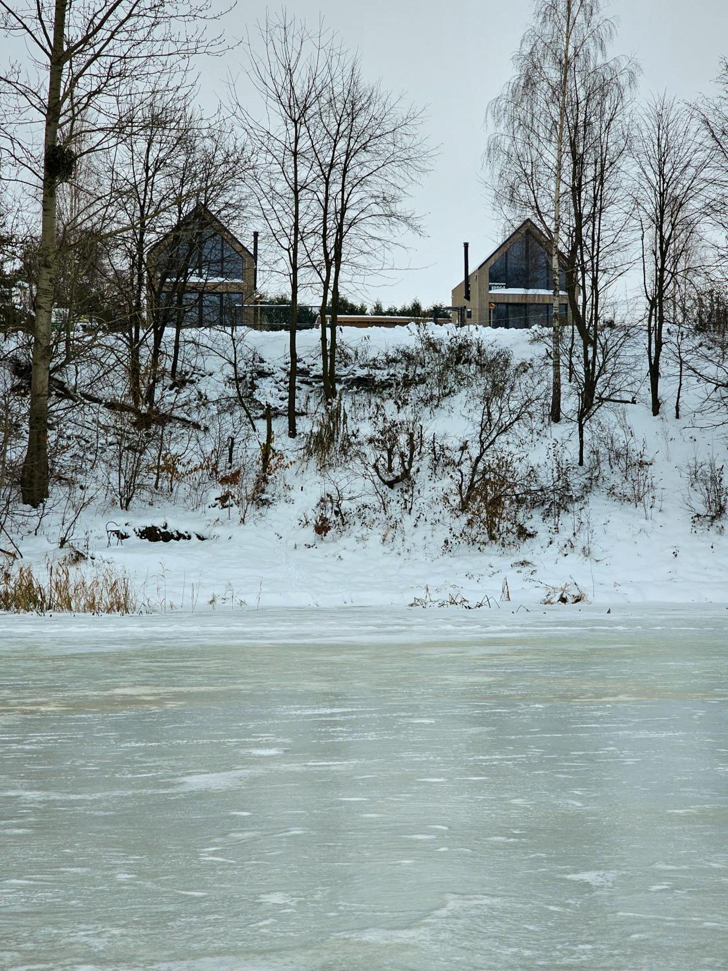 Hytte Na Wyspie -,,Roztoczanskie Morze" Kulikow Esterno foto